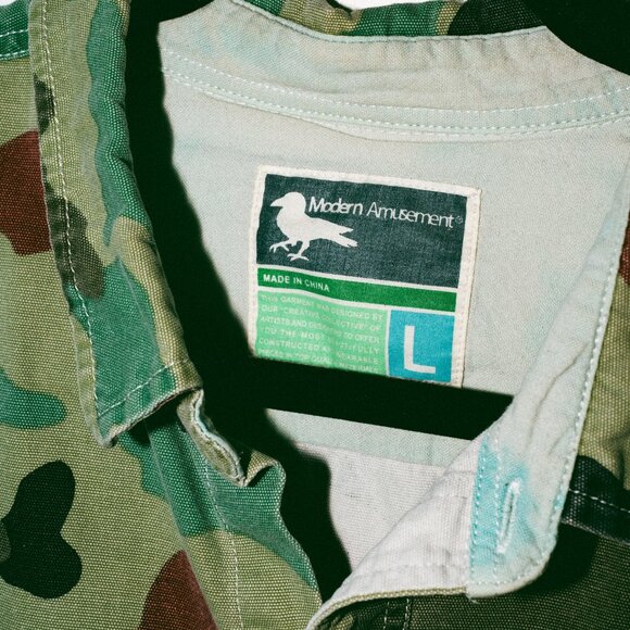 Modern Amusement Camo Short-Sleeve Button-Down Shirt – Teal/Olive/Rust – Men - Picture 3 of 11